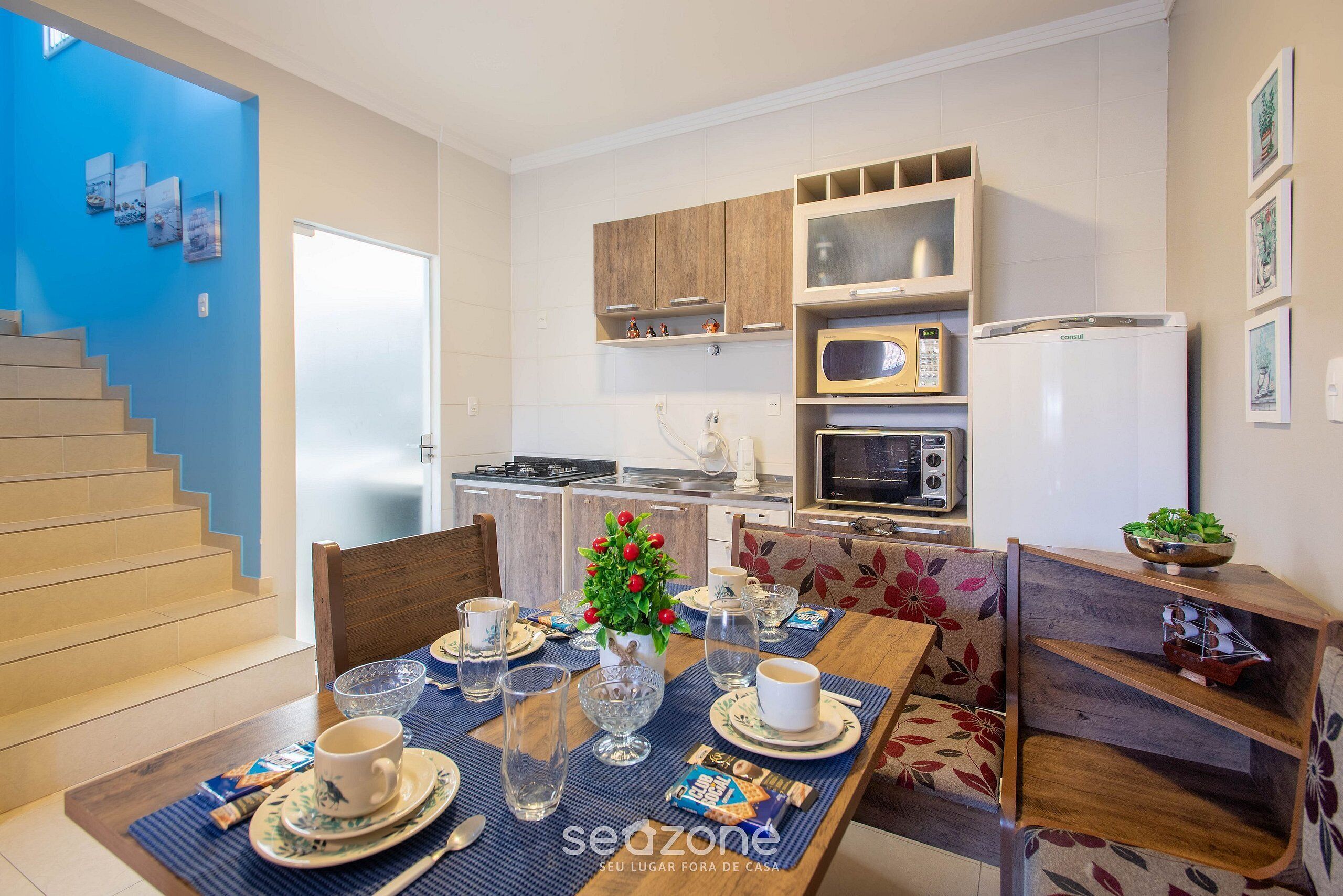 Basic Villa | Dining