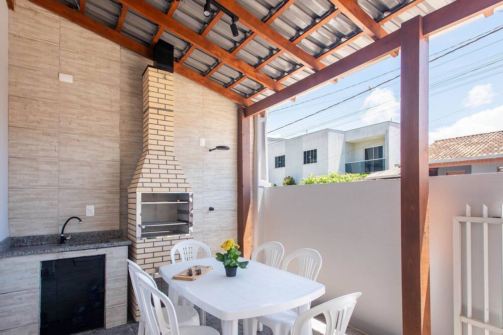 Casa 2Q c/ churrasq. 600m orla MCA0609