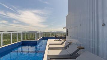 Piscina externa