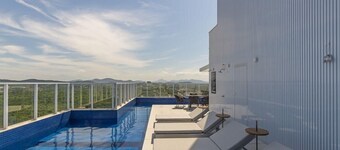 3BR Apt w/ Pool & gym 180m - Ltt803