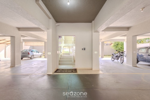 2BR Aptbbq, Garage, Near Beach Ltl0301