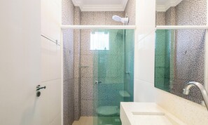 Basic Apartment | Bathroom - 2BR Aptbbq, Garage, Near Beach Ltl0301 (Itapema)