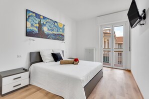 Comfort Apartment | Iron/ironing board, free WiFi, bed sheets