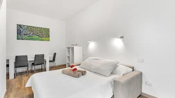Classic Apartment | Living area