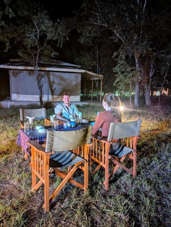 Outdoor dining