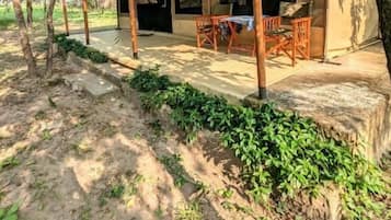 屋外ダイニングエリア