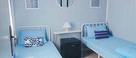 Cabin, 1 Bedroom, Balcony | 1 bedroom