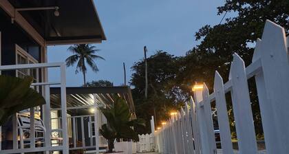 Serene Cabin Retreat in Kuala Terengganu