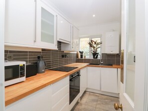 Småhus | Eget kjøkken | Oppvaskmaskin og kjøkkenutstyr