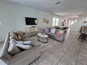 House | 6 bedrooms