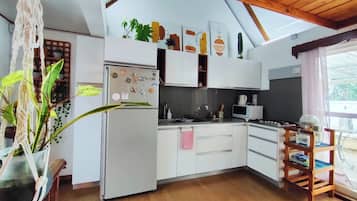 Microwave, oven, stovetop