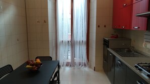 Private kitchen - Corso Sempione Apartment (Milano)