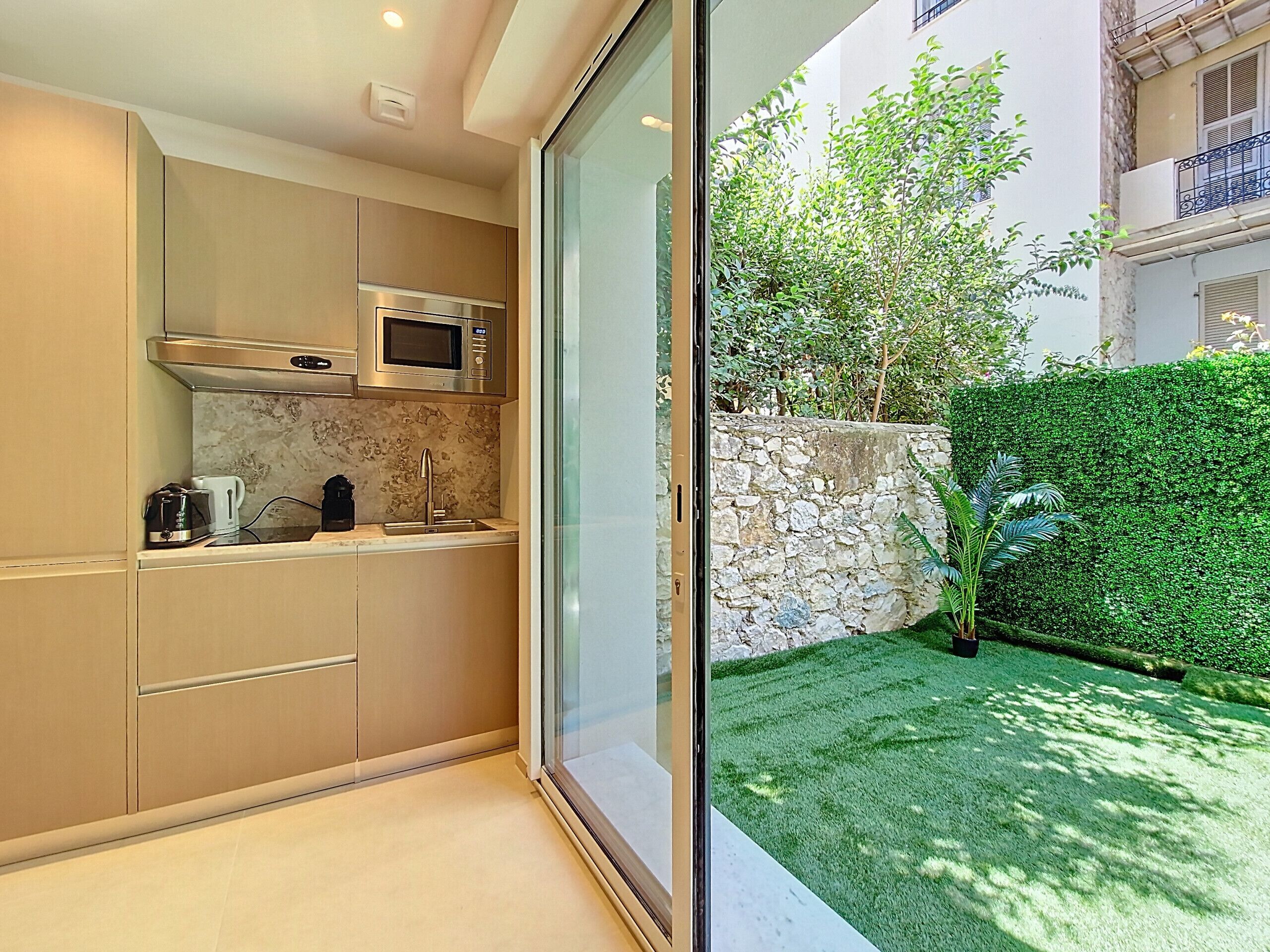 Fridge, microwave, coffee/tea maker, electric kettle