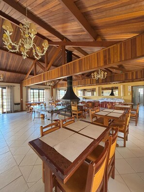 Petit déjeuner continental compris tous les jours