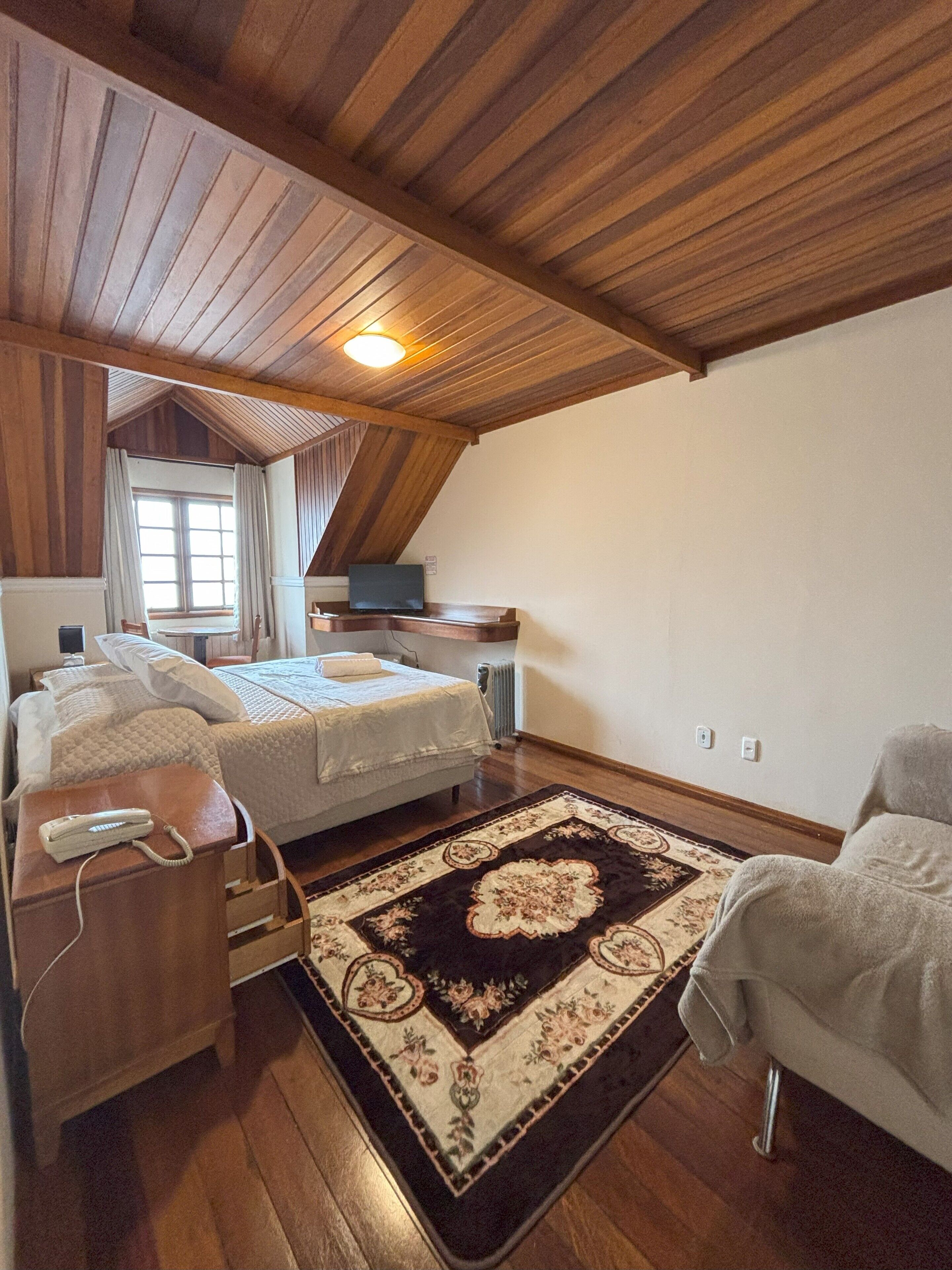 Superior Double Room | Minibar, free WiFi