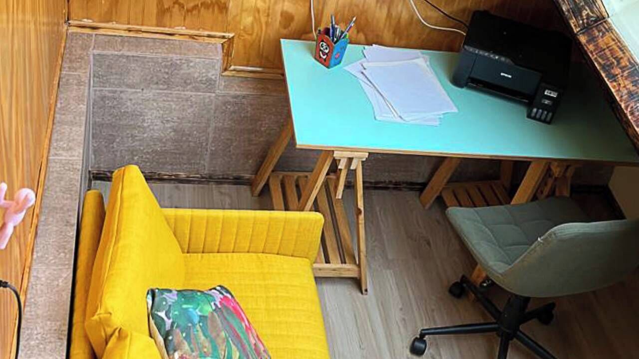 Comfort Chalet, Patio, Mountain View | Living area