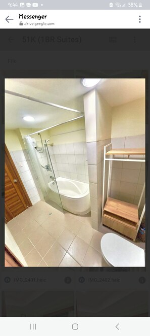 Suihku, bidee, pyyhkeet, saippua