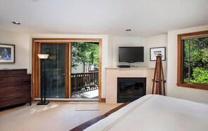 4 bedrooms, iron/ironing board, free WiFi, bed sheets - Hyman Luxury Townhome - 5BR/5.5BA - SLEEPS 12 - ASPEN - CENTRAL CORE (Aspen)
