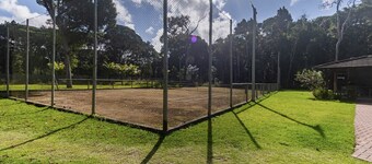 Apto Completo c Varanda Churrasqueira e Quadras