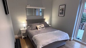 1 soverom, internettilgang og sengetøy