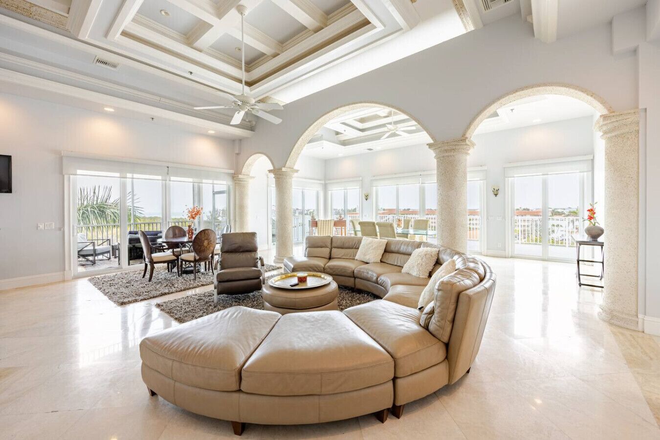 Smart TV, books, offices