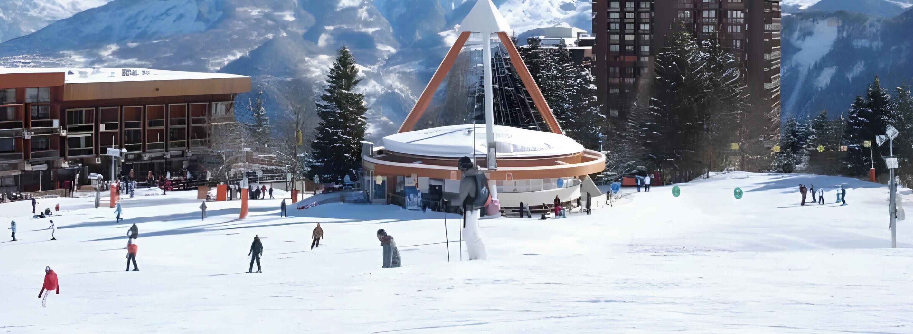 Ein Skigebiet mit einer großen Seilbahn, Gebäuden und schneebedeckten Pisten.