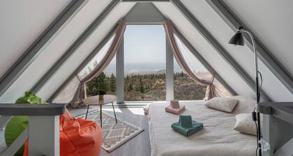 Vacation 'Land Of Dreams 3' with Sea View, Shared Pool and Wi-Fi