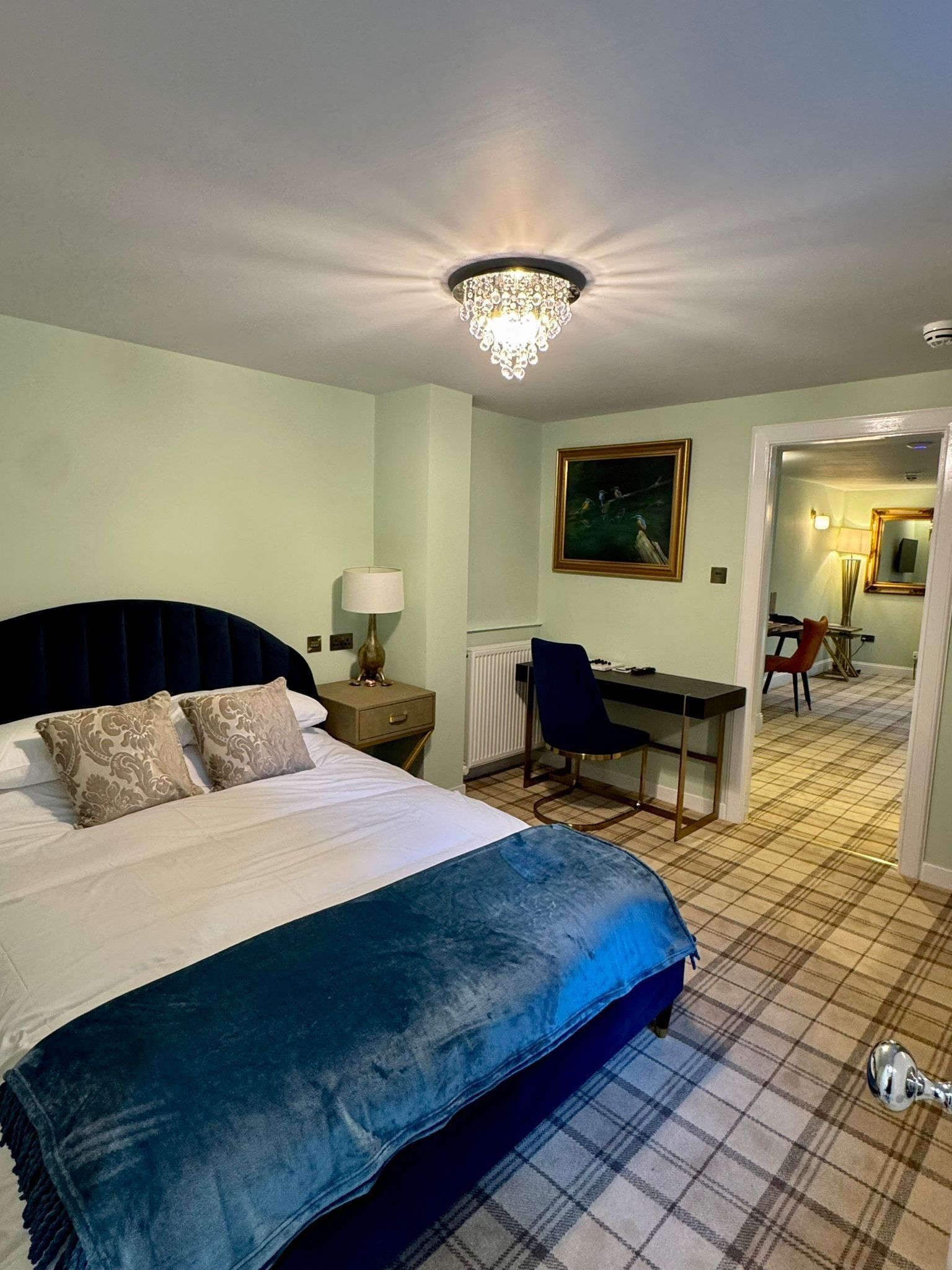 Premium-Suite | Kostenlose Minibar, individuell dekoriert, individuell eingerichtet