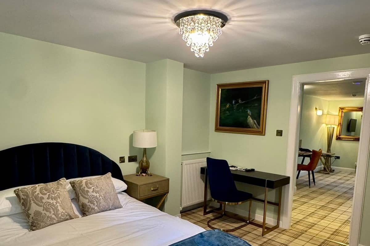 Premium-Suite | Kostenlose Minibar, individuell dekoriert, individuell eingerichtet