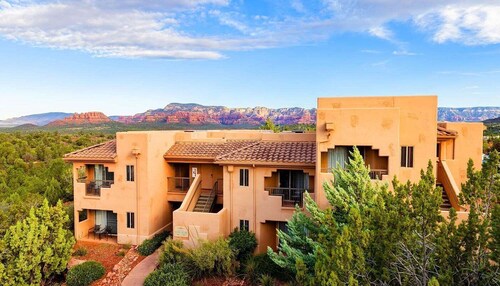 NEW PRICE! - Sedona Summit Resort - 2 Bedroom Sleeps 8, Location and Amenities !