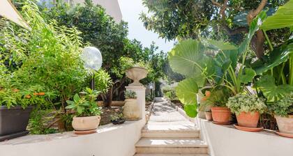 Holiday Home 'Ardesia Vacanze - Valderice' with Private Garden, Wi-Fi and Air Conditioning