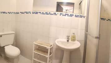 Family Studio | Iron/ironing board, free WiFi