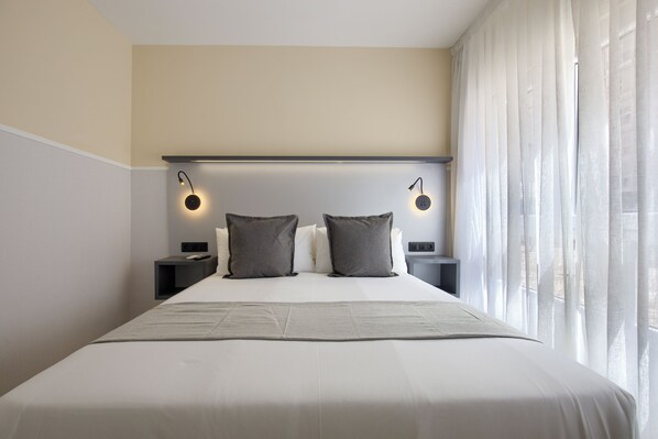 Kamar Double Standar, 1 Tempat Tidur Double, kamar mandi pribadi, lantai dasar | Setrika/meja setrika dan Wi-Fi gratis