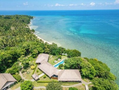LANTERN HOUSE at LILI CLIFF