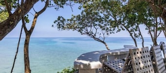 Charming 2-bedroom house Combination of both properties