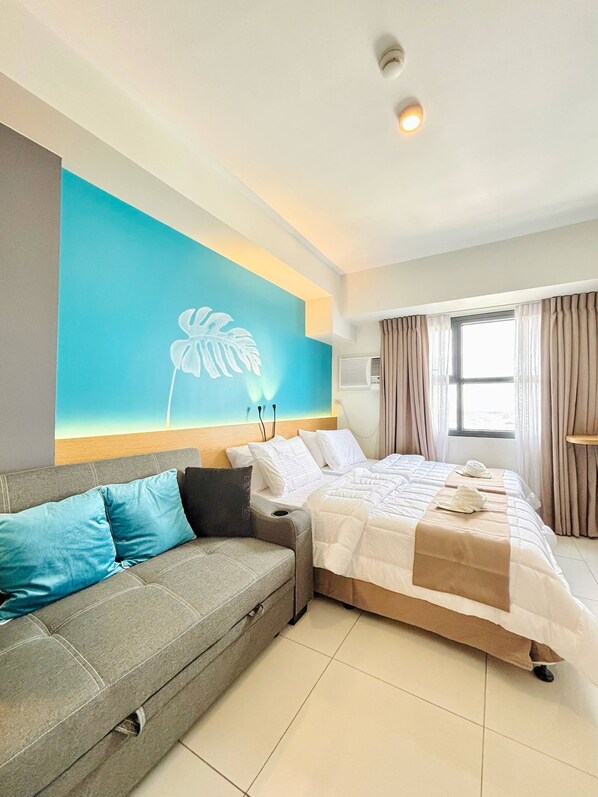 1 bedroom, iron/ironing board, internet, bed sheets