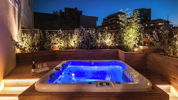 Deluxe Condo, Partial Sea View | Terrace/patio