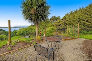 Outdoor dining - Lakefront Beach Escape | Walk to Cape Meares Beach (Tillamook)