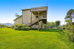 Exterior - Lakefront Beach Escape | Walk to Cape Meares Beach (Tillamook)