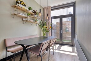 Dining - Beautifully renovated 1900 mansion on the edge of downtown Hilversum (Hilversum)