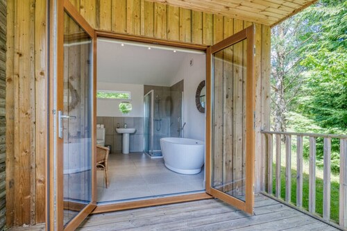 Ben Lawers Rest Cabin - Hot Tub & Loch Tay Vistas