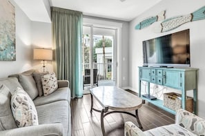 Appart'hôtel, 1 très grand lit et 1 canapé-lit (Elation 5207) | Coin séjour