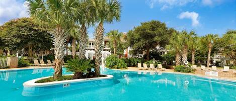 Lägenhet - 1 kingsize-säng med bäddsoffa (Elation 5207) | Pool | Utomhuspool och uppvärmd pool