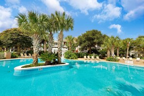 Appartement, 1 kingsize bed met slaapbank (Elation 5207) | Zwembad | Een buitenzwembad en een verwarmd zwembad