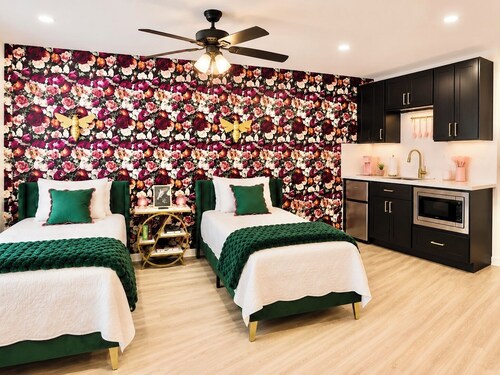Welcome to The Pink Peony on Market Street in historic downtown Brenham.
