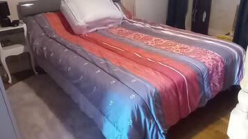 2 sovevĂŠrelser, strygejern/strygebrĂŠt, weekendseng, gratis Wi-Fi