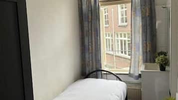 Iron/ironing board, free WiFi