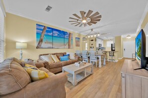 Smart TV, foosball, books - Luxury 4-BD Resort Condo w/ Pool • Sleeps 8 (Davenport)