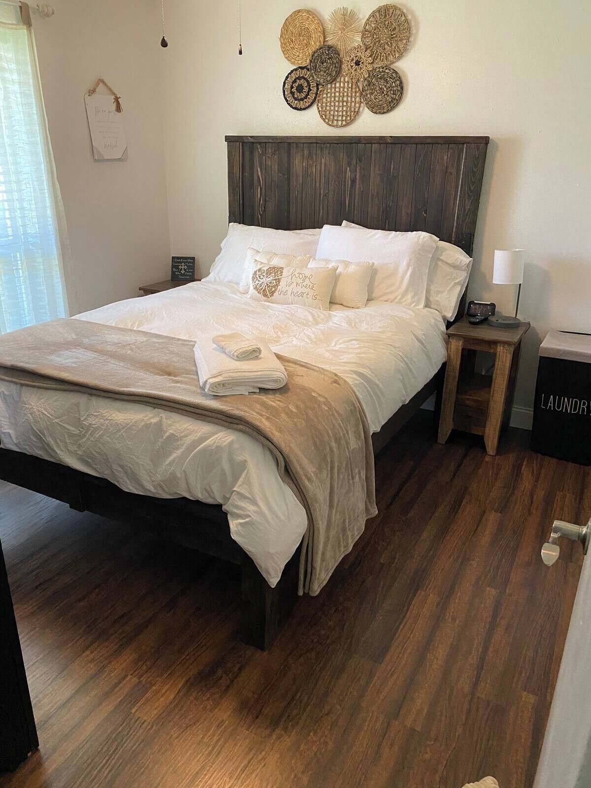 2 bedrooms, iron/ironing board, travel crib, free WiFi