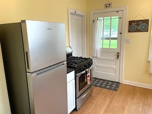 Microwave, oven, stovetop